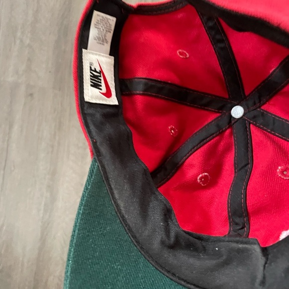 Vintage Team Canada Hockey Hat - Picture 2 of 2